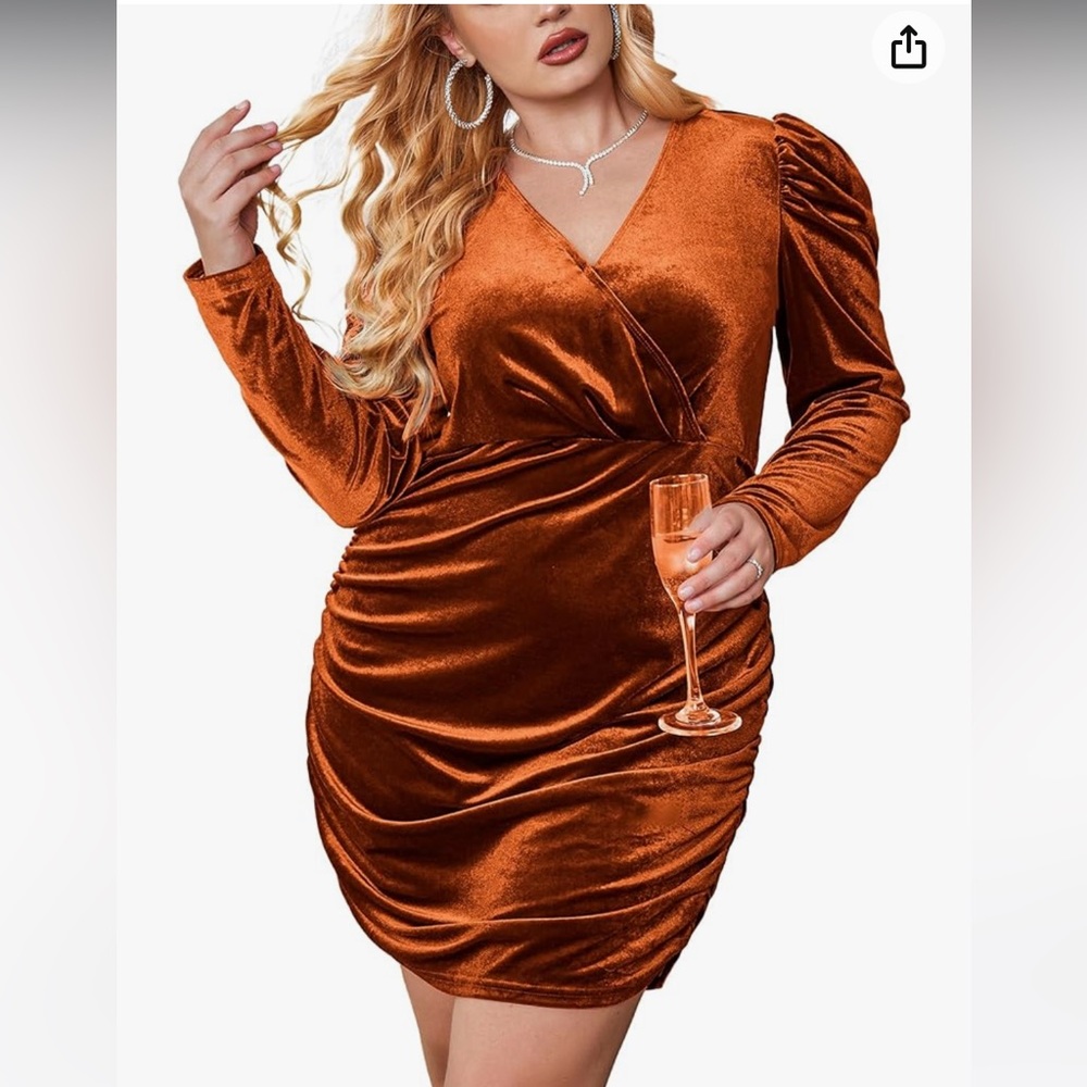 Size 24 NWT Velvet Dress Wrap V Neck l Long Sleeve Ruched Bodycon Dress